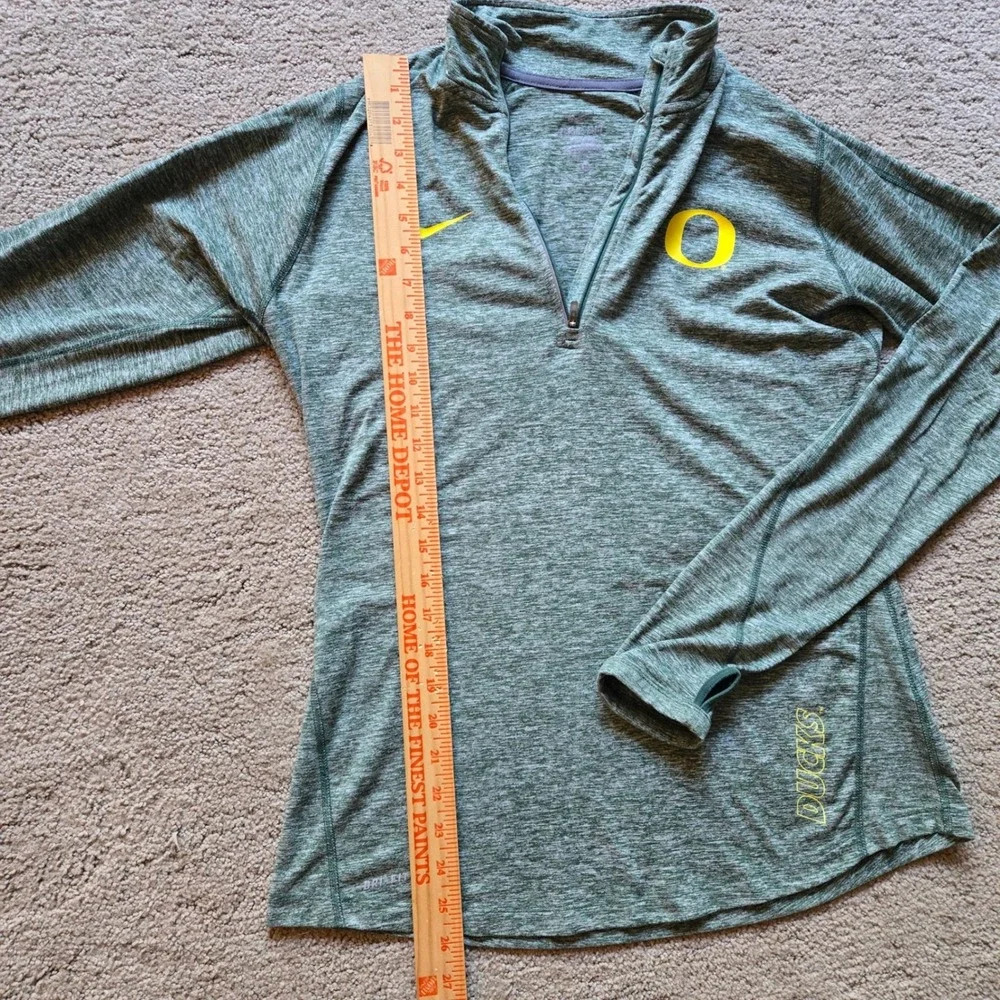 Nike Oregon Ducks Dri-FIT Half Zip Pullover Green Heathered Womens Medium